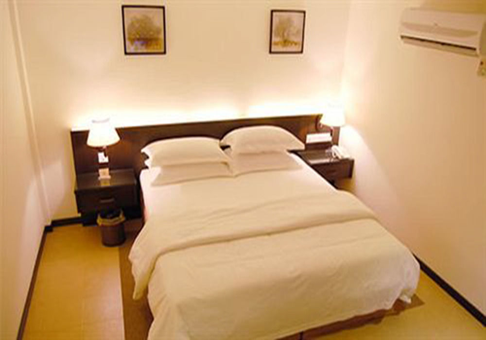E-Red Hotel Bandar Perda Bukit Mertajam Exterior foto